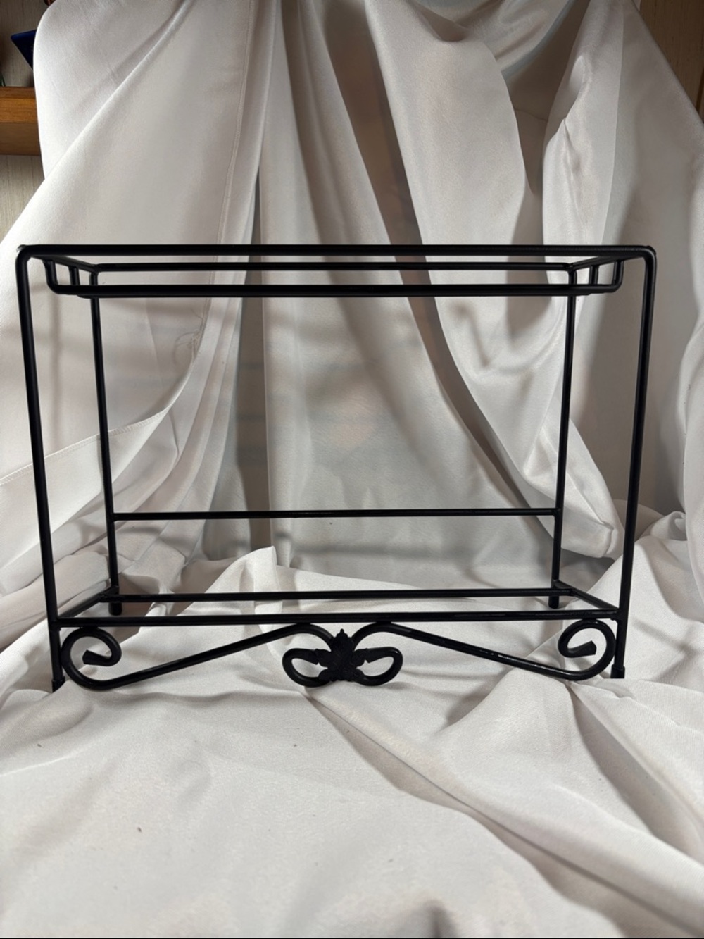 Longaberger Media Rack